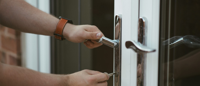 24 hour key locksmith Santa Ana